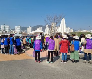 순천시 주최 정원박람회장 주변 청소(오천그린광장주차장)